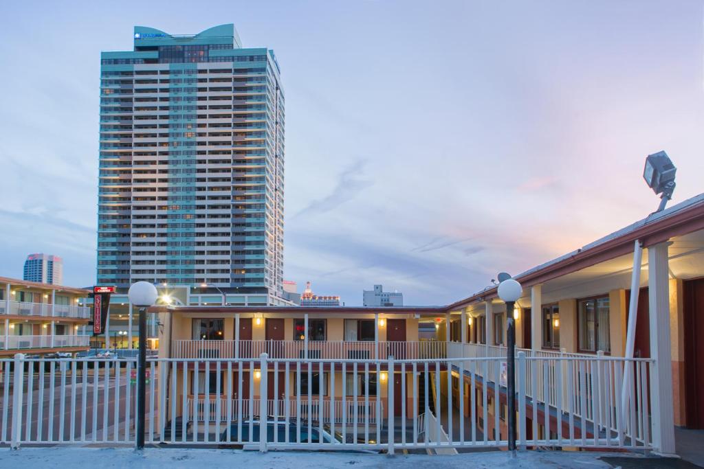 Atlantic Motor Inn Near Boardwalk Main image 1